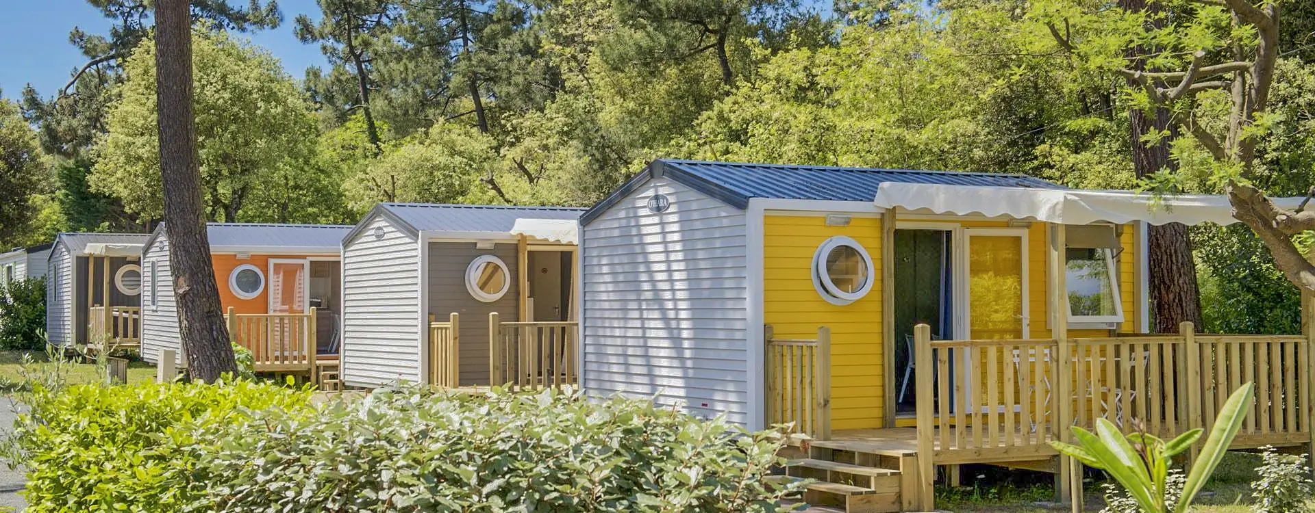 camping paradis st tro park location hebergement saint trojan les bains